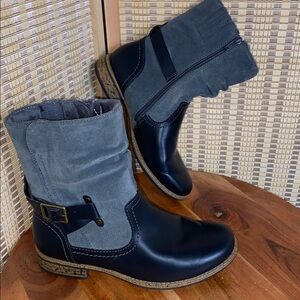 Earth Origins Avery Black Noir Midi Boots Size 8.5